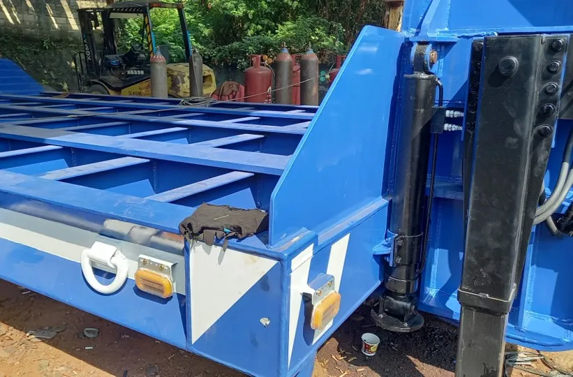 karoseri drop deck trailer