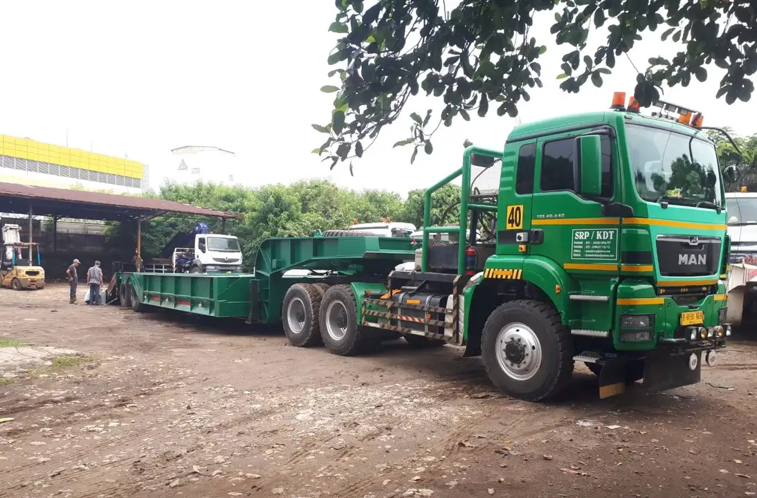 karoseri lowbed trailer 2 axle fix goosneck flatbed type